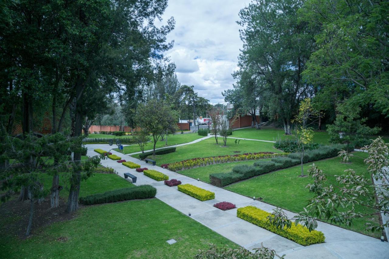 فندق هوليداي إن تلاكسكالا Tlaxcala المظهر الخارجي الصورة